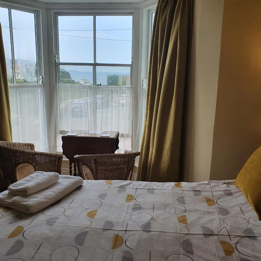 Pendyffryn Manor Bed & Breakfast Little Haven Buitenkant foto
