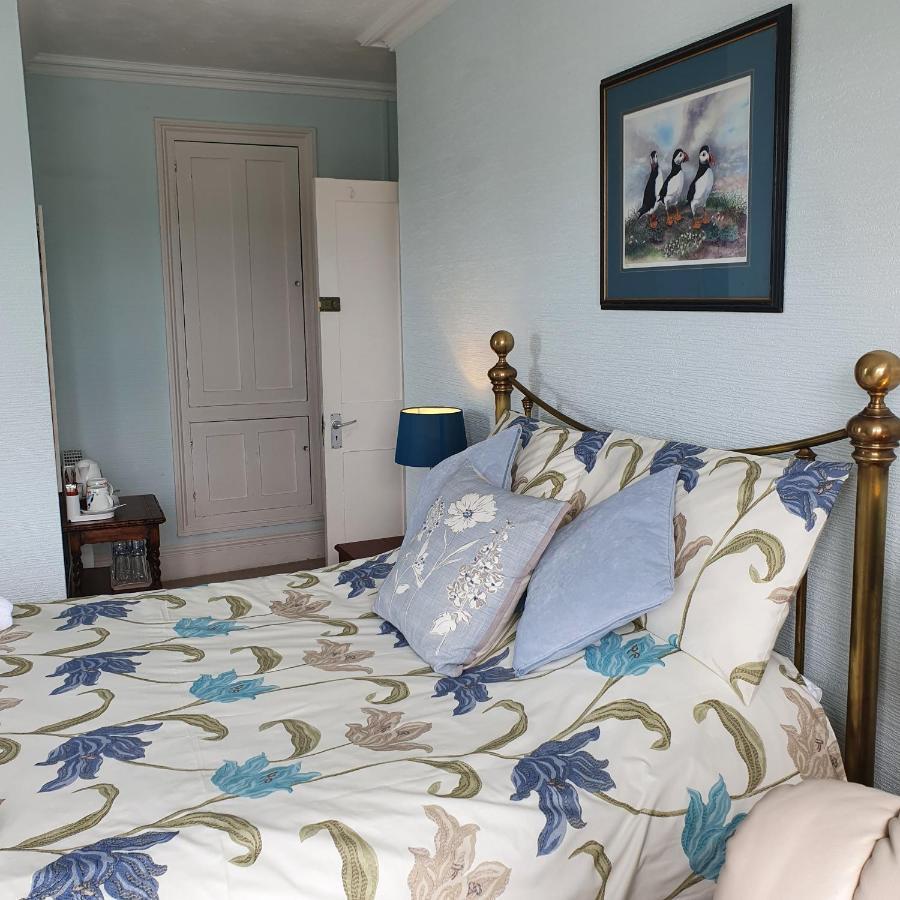 Pendyffryn Manor Bed & Breakfast Little Haven Buitenkant foto