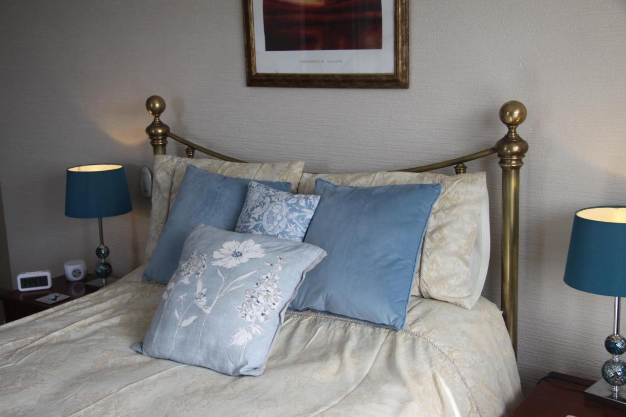 Pendyffryn Manor Bed & Breakfast Little Haven Buitenkant foto