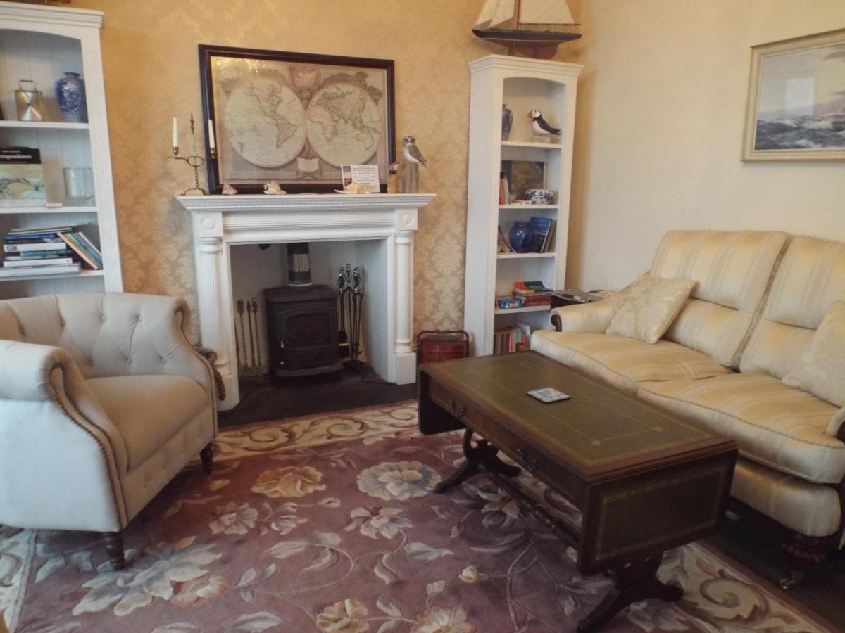Pendyffryn Manor Bed & Breakfast Little Haven Buitenkant foto