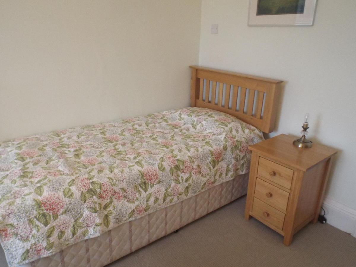 Pendyffryn Manor Bed & Breakfast Little Haven Buitenkant foto