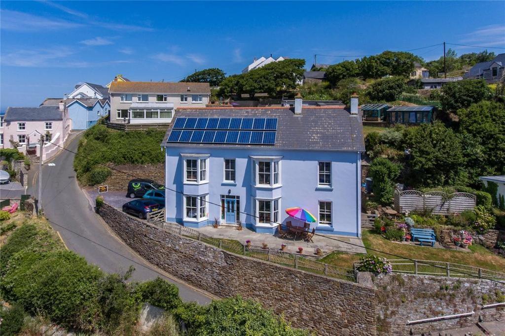 Pendyffryn Manor Bed & Breakfast Little Haven Buitenkant foto